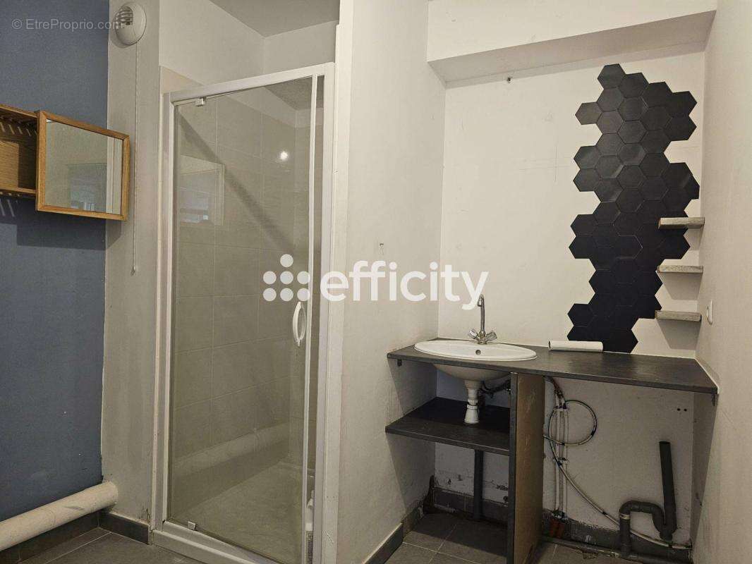 Appartement à SAINT-BRES