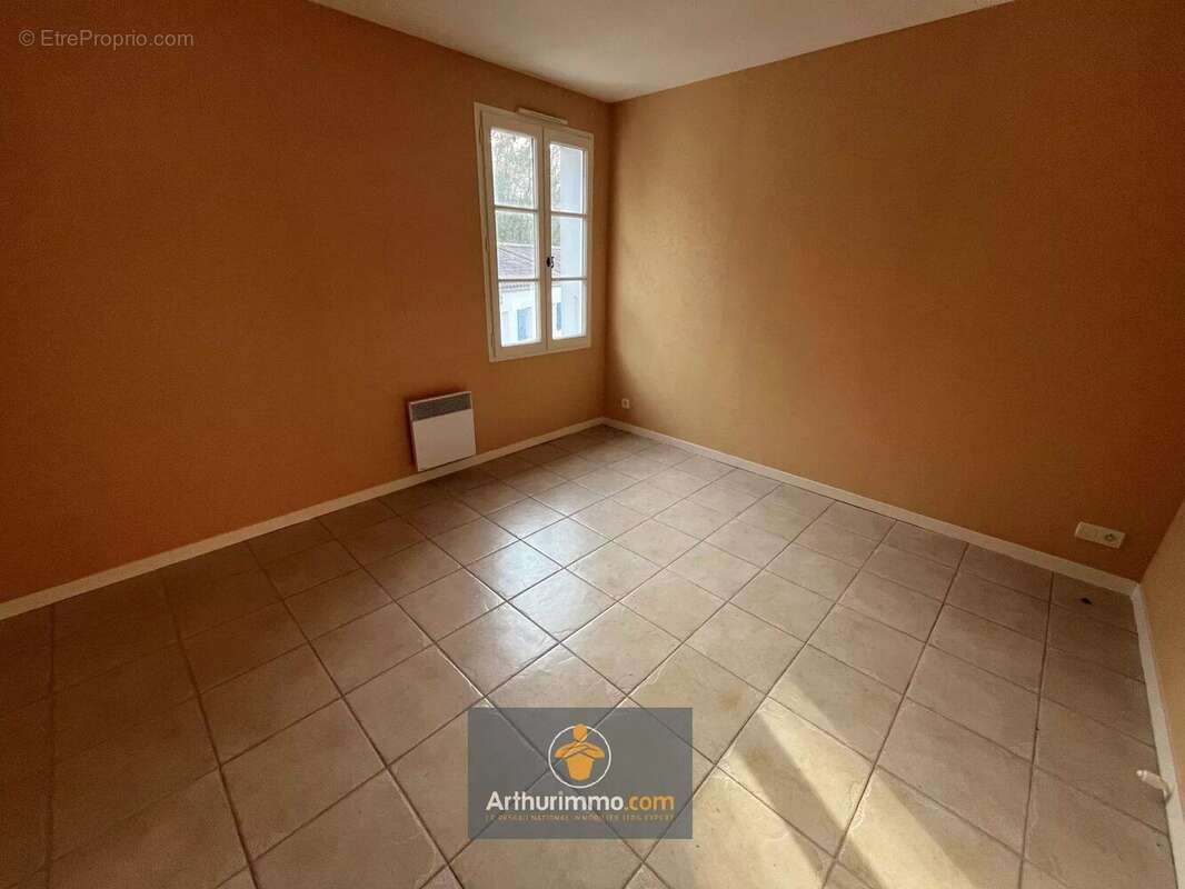 Appartement à COURCON