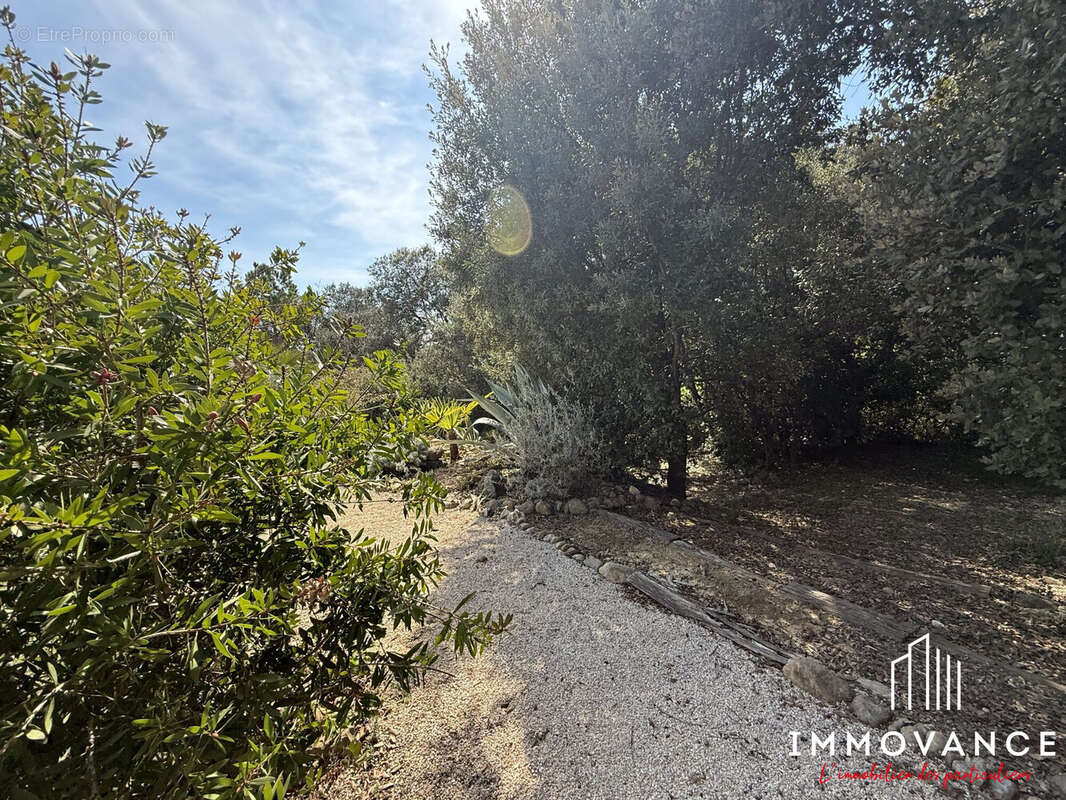 Maison à BOISSET-ET-GAUJAC