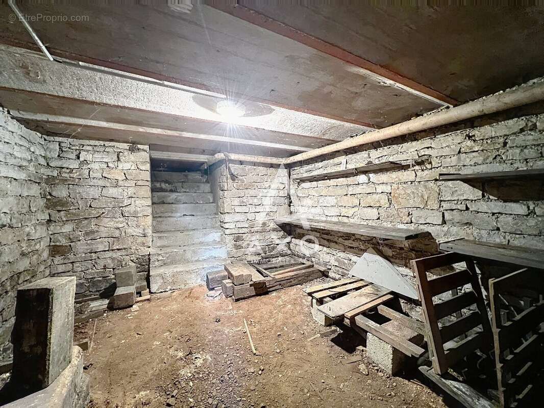 Maison à CHENOVE