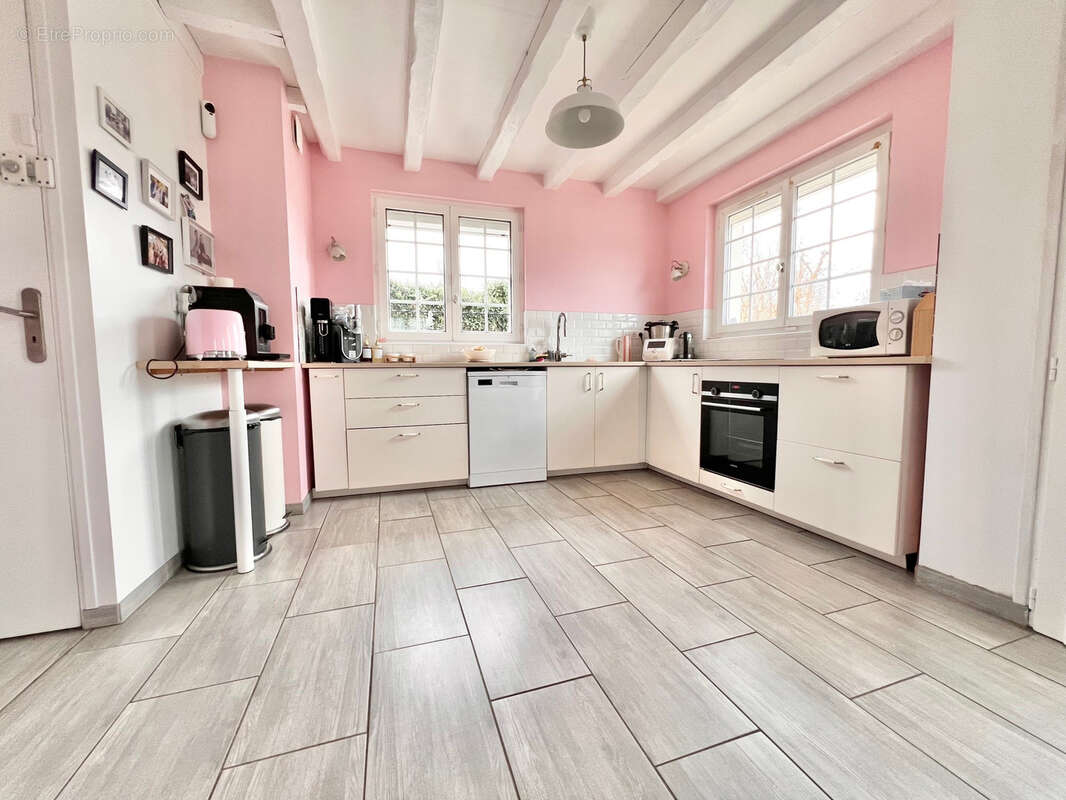 Maison à SAINT-MARTIN-DE-BOSCHERVILLE