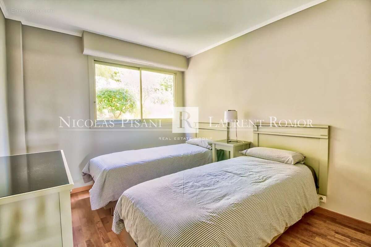 EXCLUSIVITÉ - Résidence avec piscine -Appartement 4 pièces – Vue mer - photo 9