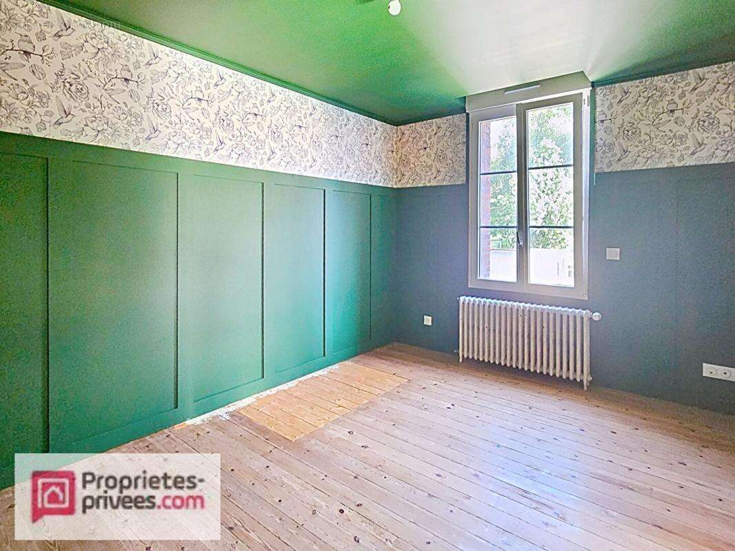 Maison de Maître  rénovée avec jardin de 545 m² et terrain constructible - photo 11