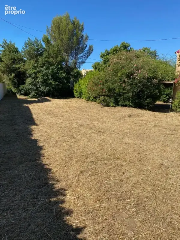 Photo Terrain à Gardanne au prix de 150 000€