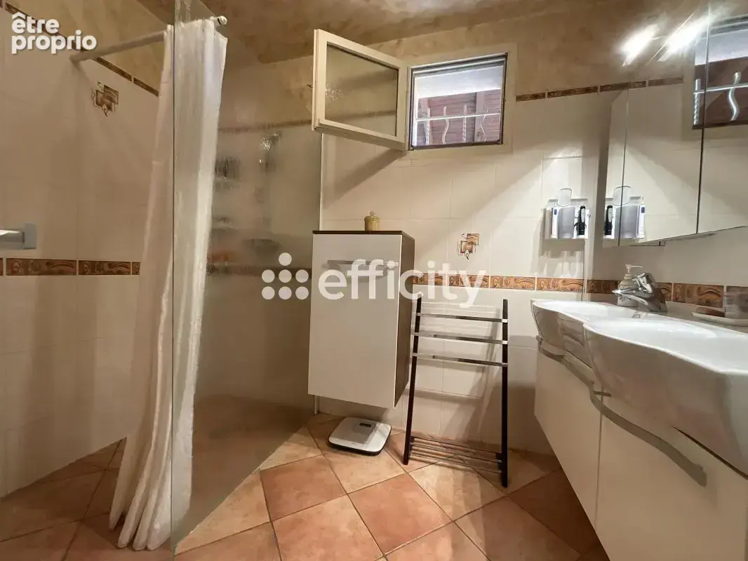 Maison 7 pièces 167 m² à vendre à Privas (07000) - photo 16