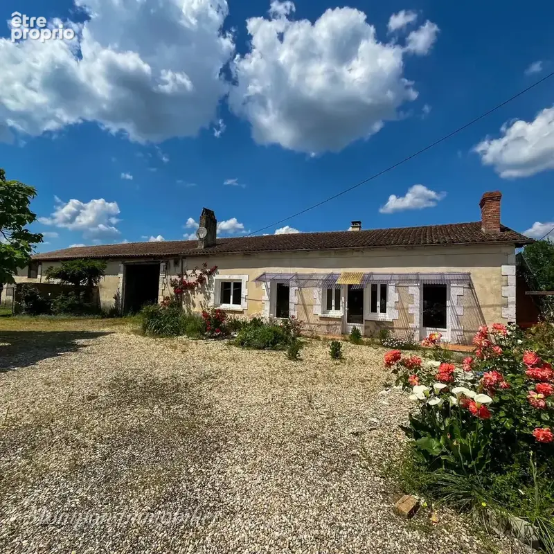 Maison à SAINT-MARTIAL-D'ARTENSET