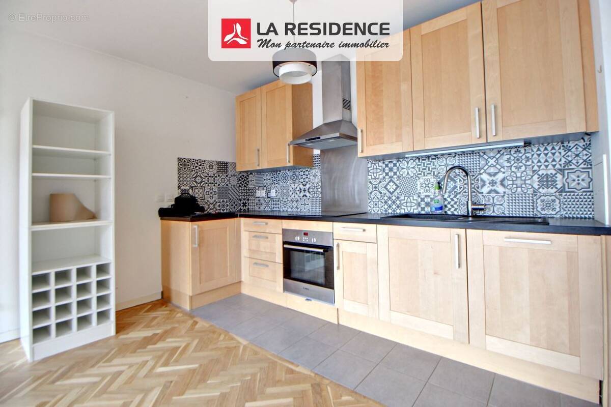 Appartement à VERNEUIL-SUR-SEINE