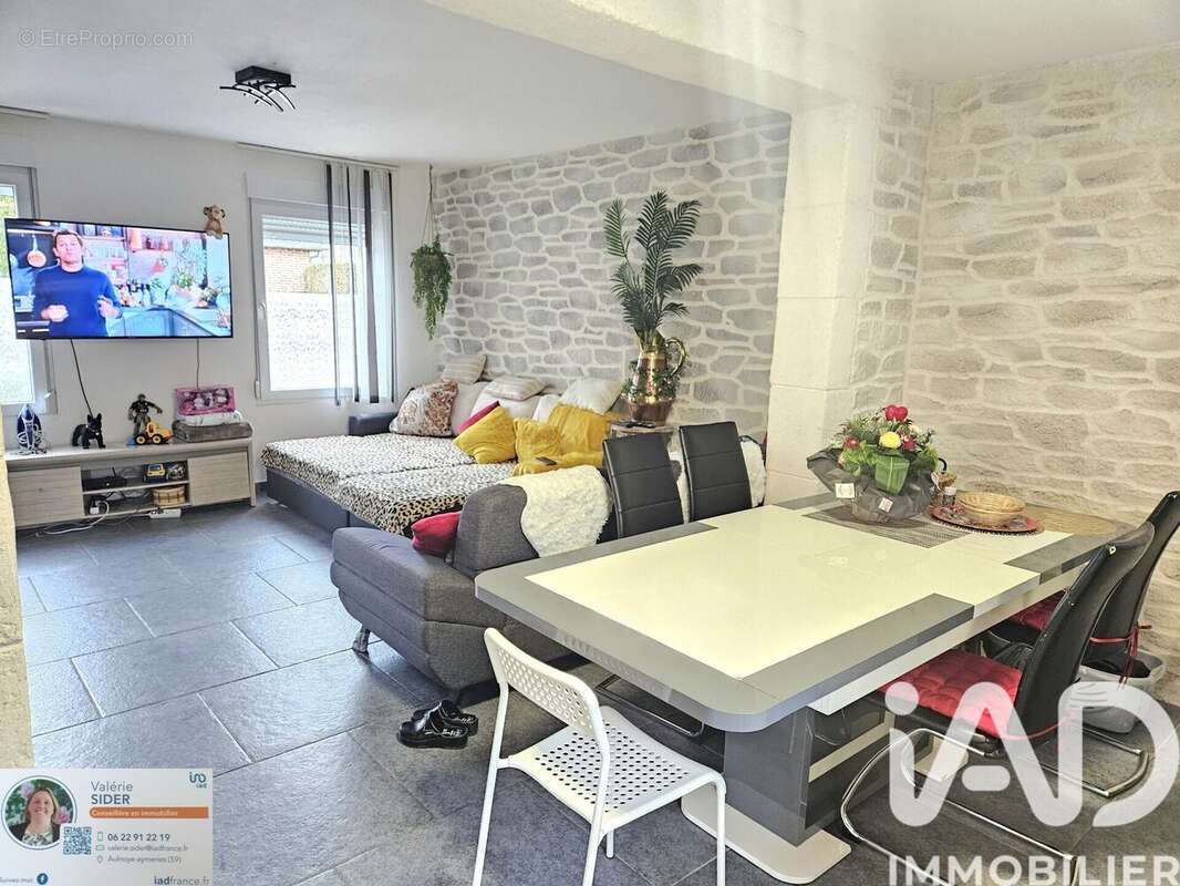 Maison 70 m² à Aulnoye-Aymeries  - photo 4