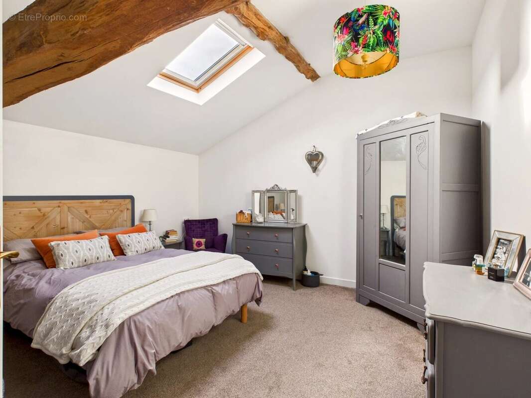 Maison à LIMALONGES