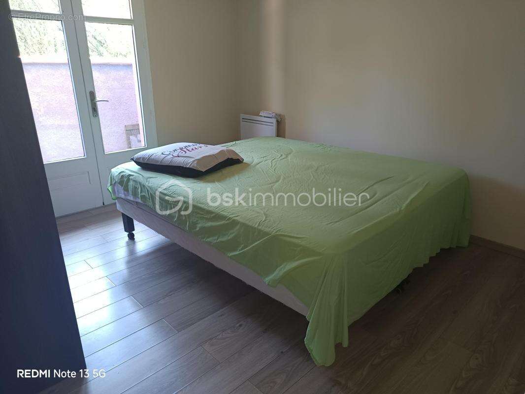 Vivez le charme calme de la campagne dans une maison rénovée au cœur de LE VAL! - photo 7