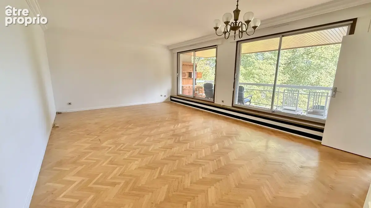 Appartement d'exception F5 dans résidence de standing face lac. - photo 2