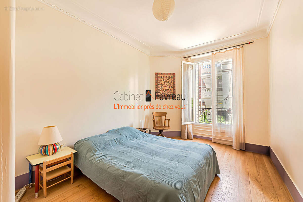 Appartement à PARIS-10E