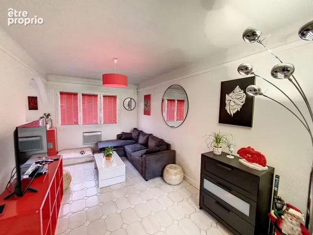 Local commercial avec appartement + maison d'habitation  168 m 2 plus 169.94 m² - photo 7