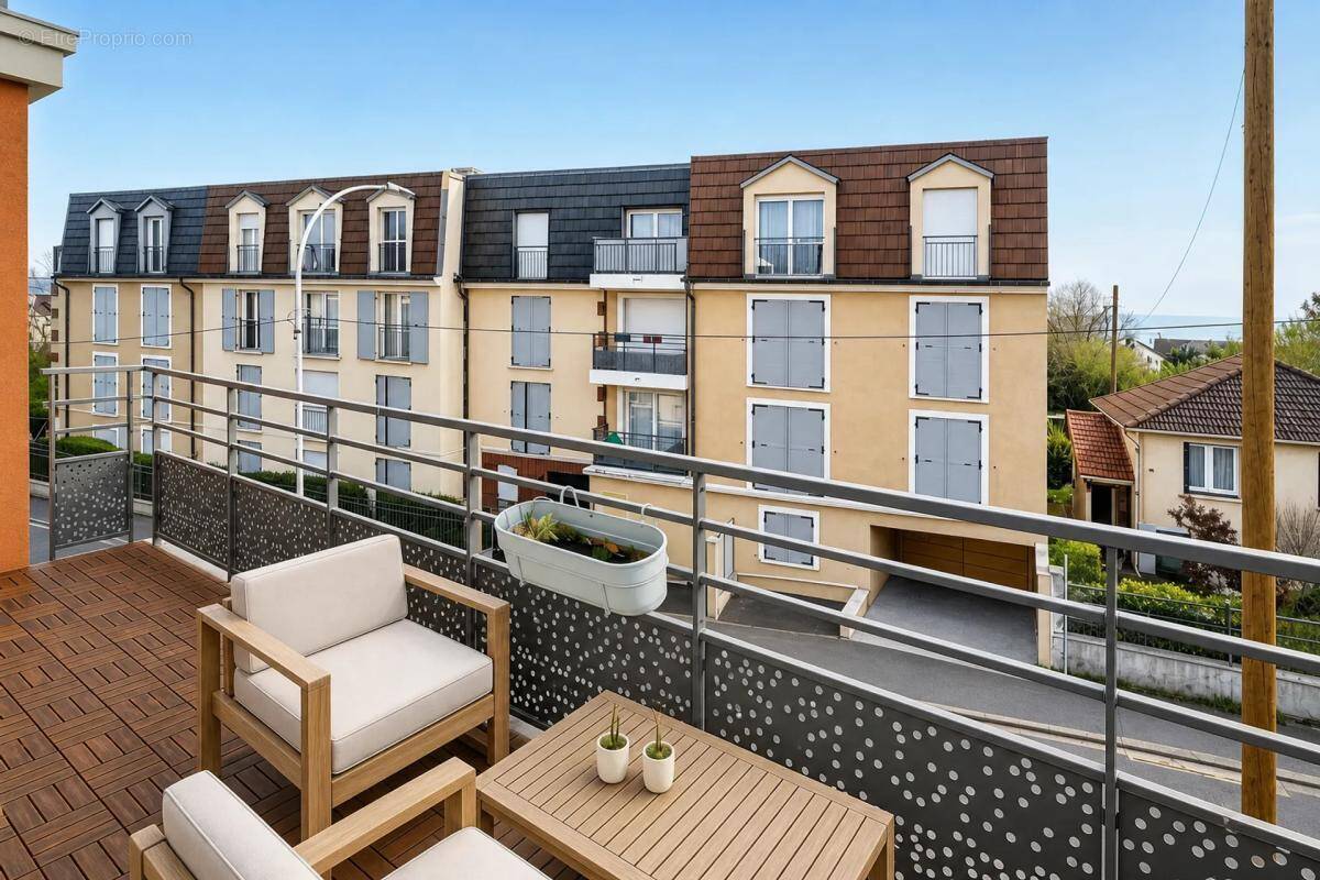 Appartement à LE PLESSIS-BOUCHARD