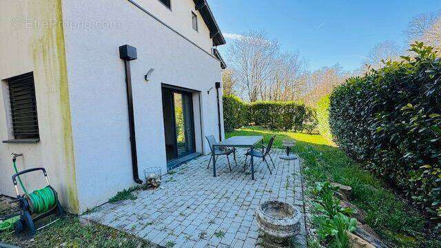 Appartement à DIVONNE-LES-BAINS