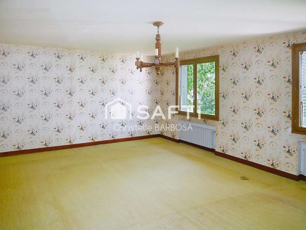 Photo 6 - Maison à VEZERONCE-CURTIN