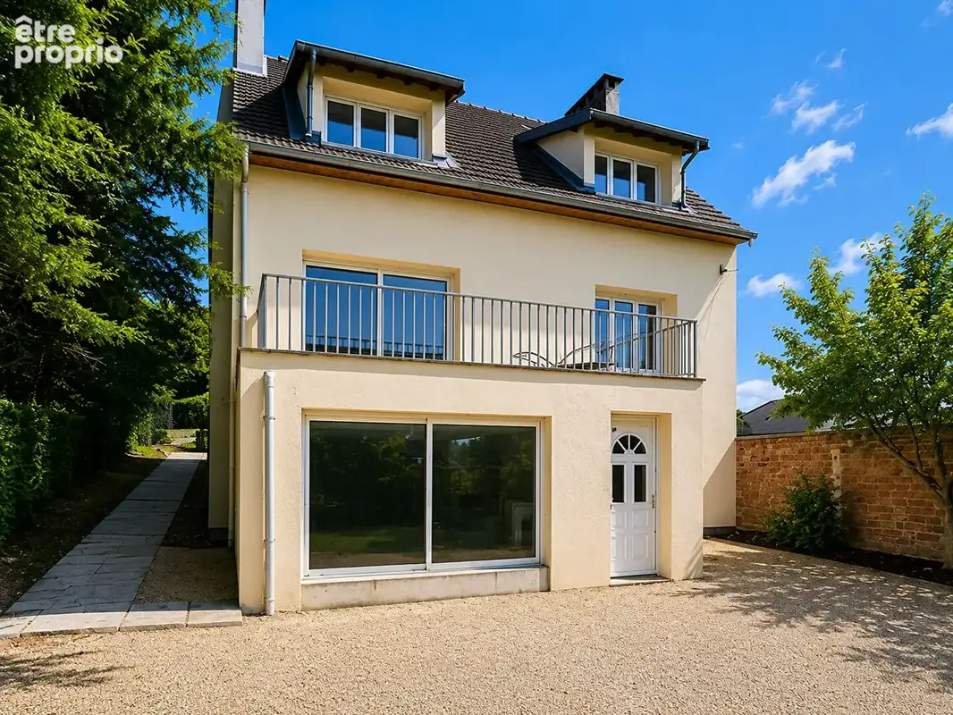 Appartement à FONTENAY-SOUS-BOIS