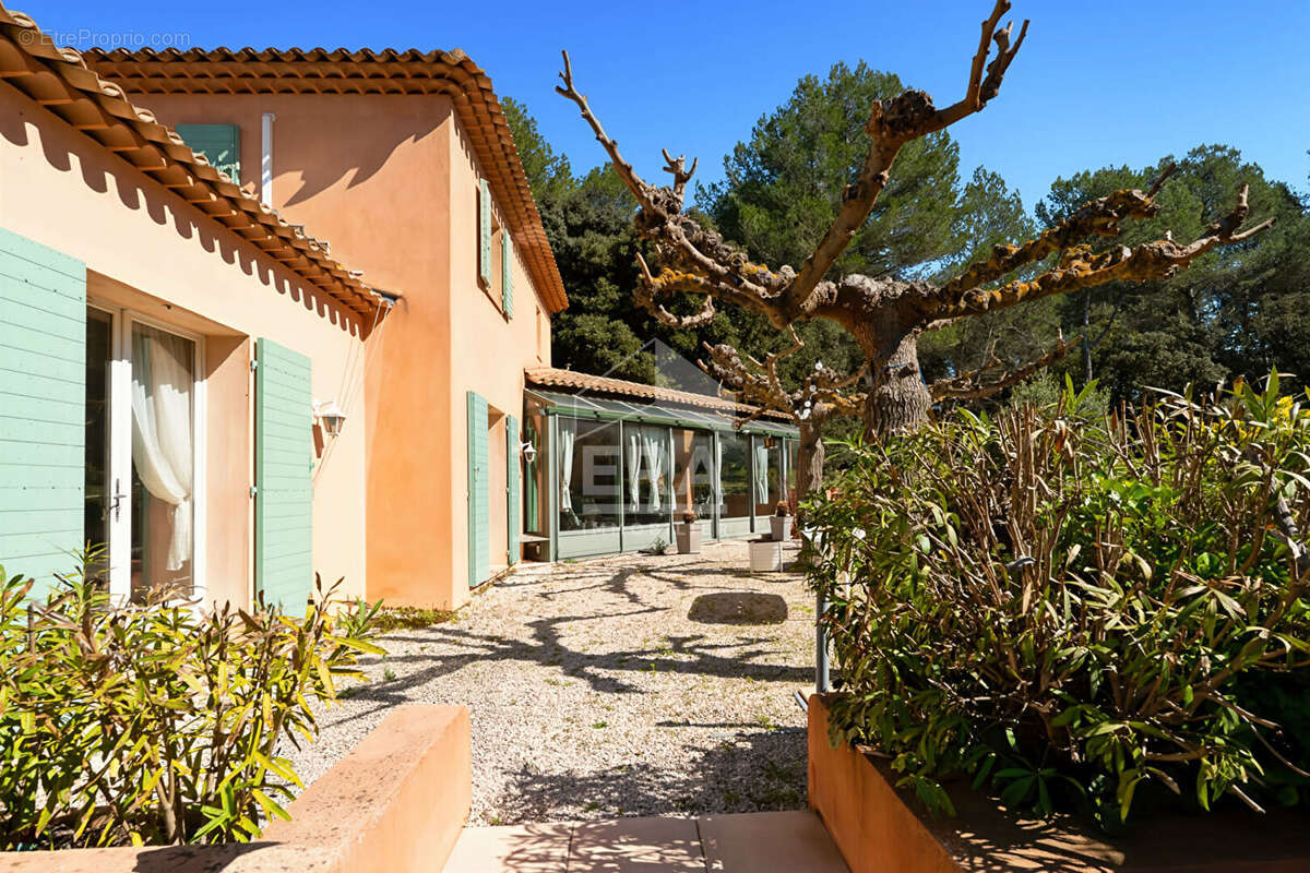Maison à CABRIES