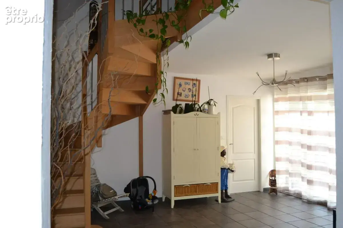 Maison 4 pièces 137 m² à vendre à Ossun (65380) - photo 4