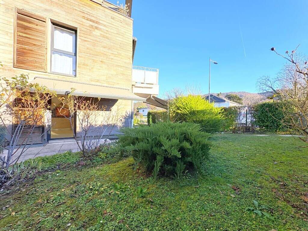 Appartement à SEYNOD