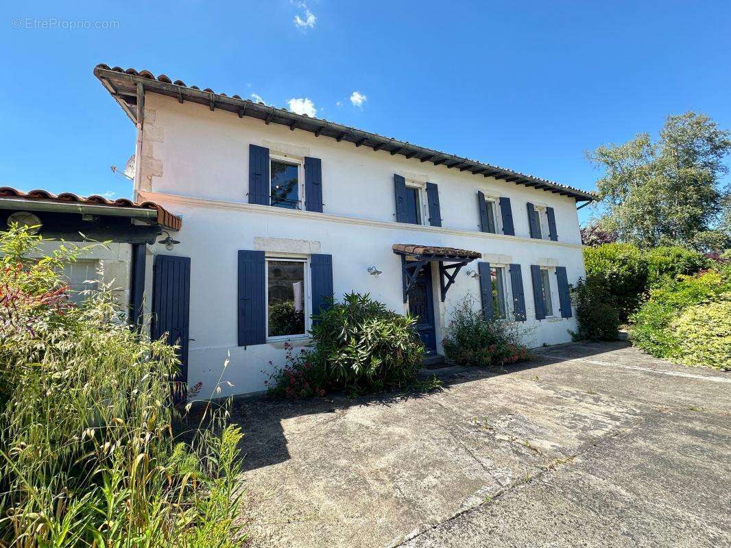 Maison à BREUILLET
