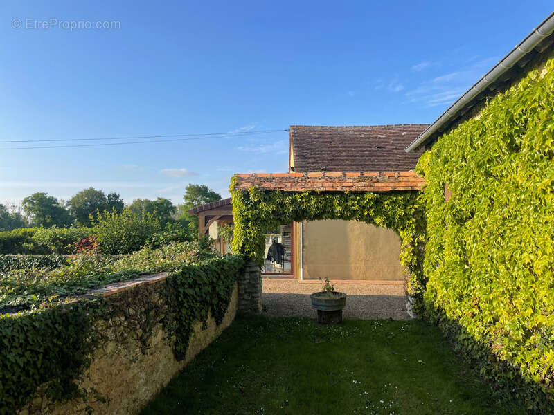 Maison à PRECIGNE