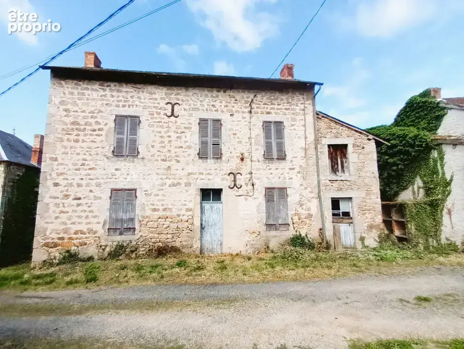 Maison 6 pièces 90 m² à vendre à Chateldon (63290) - photo 1