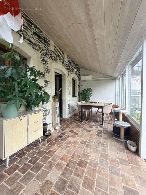 Maison à SAINT-BARTHELEMY-D&#039;ANJOU