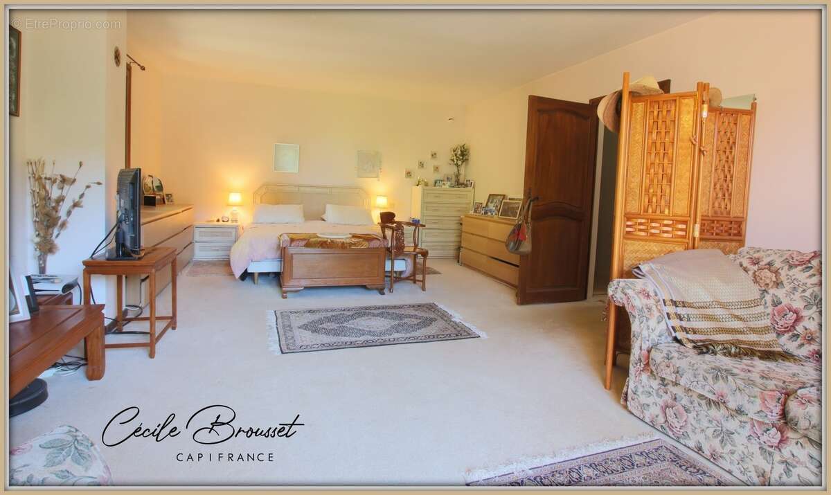 Propriete à vendre 10 pièces SAINT LAURENT DE CERDANS (66) - photo 16