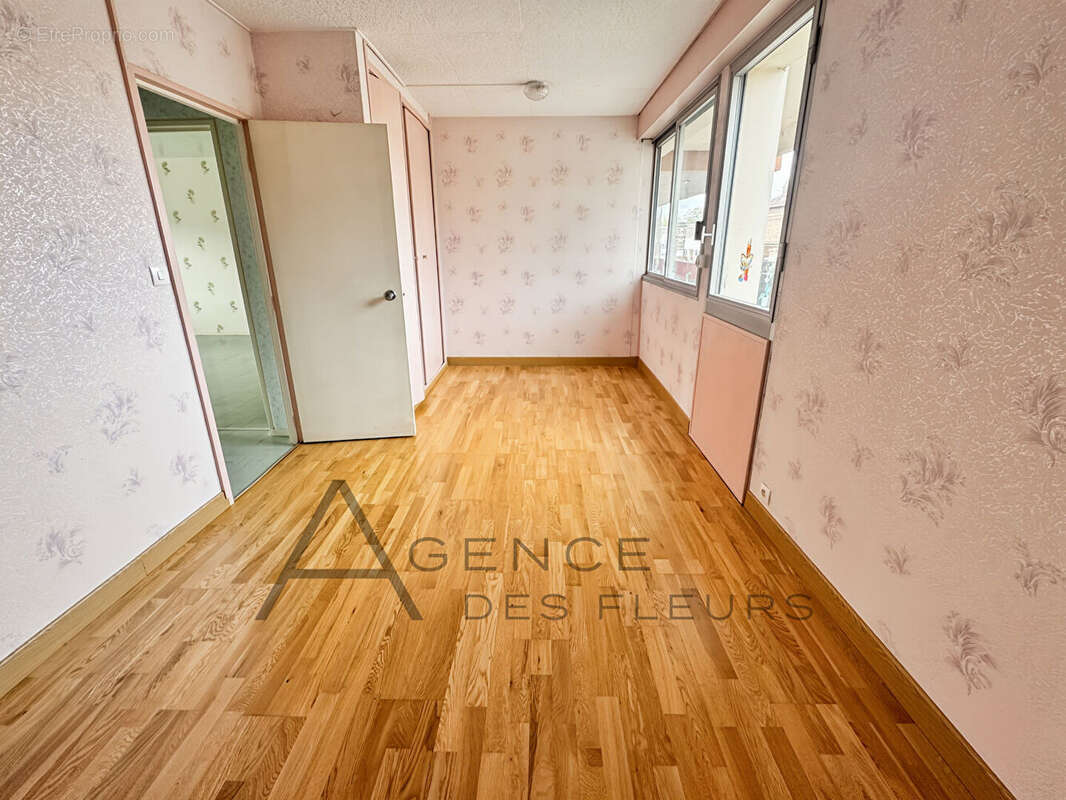 Appartement à SAINT-PIERRE-LES-ELBEUF