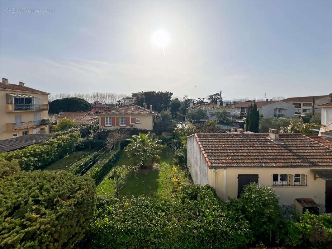 Appartement à FREJUS