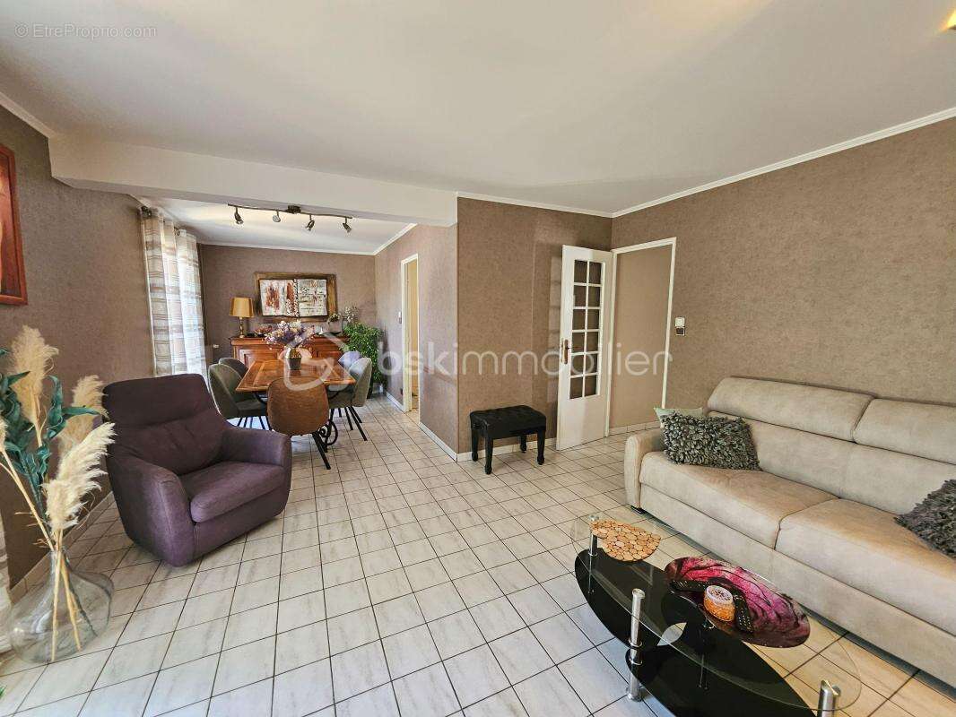 Maison à LE PASSAGE