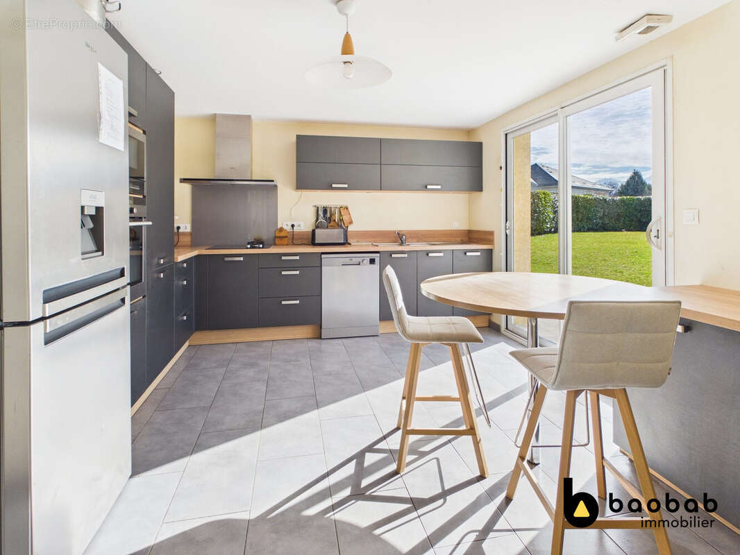 Maison à SAINT-JEOIRE-PRIEURE