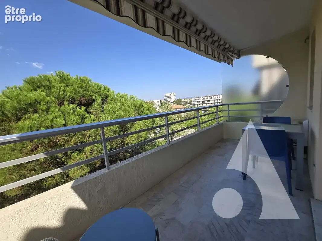 Fréjus-plage ,superbe t1 bis rénové en dernier étage, terrasse, parking et grenier - photo 7