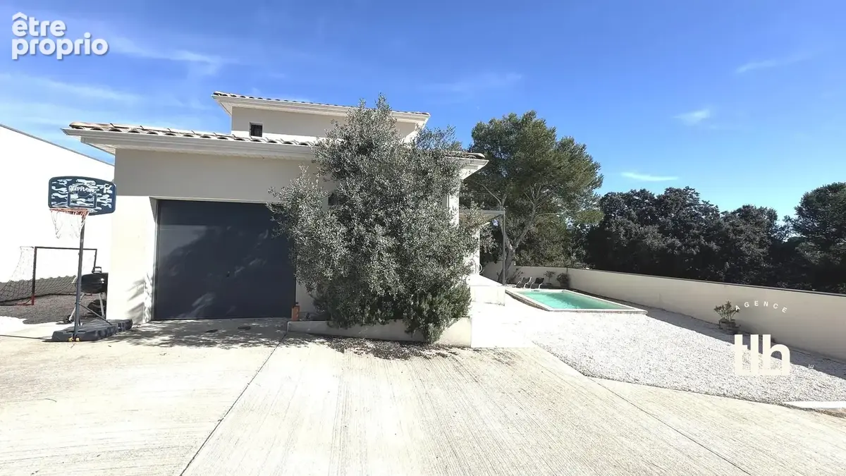 Maison 5 pièces 131 m² à vendre à Saint-Genies-Des-Mourgues (34160) - photo 2