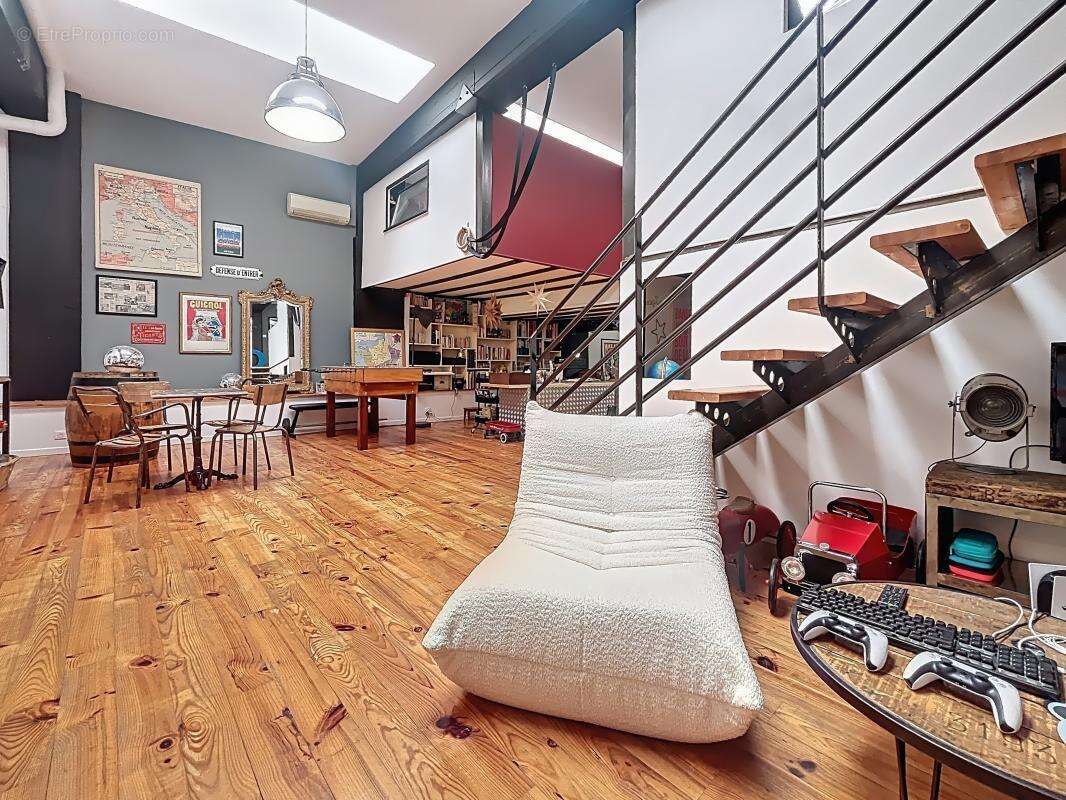 Appartement à BOURG-LES-VALENCE