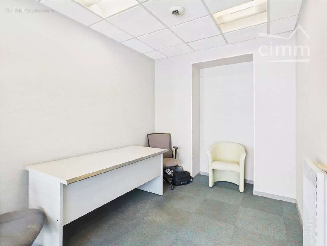 Commerce à SAINT-MARTIN-D&#039;HERES