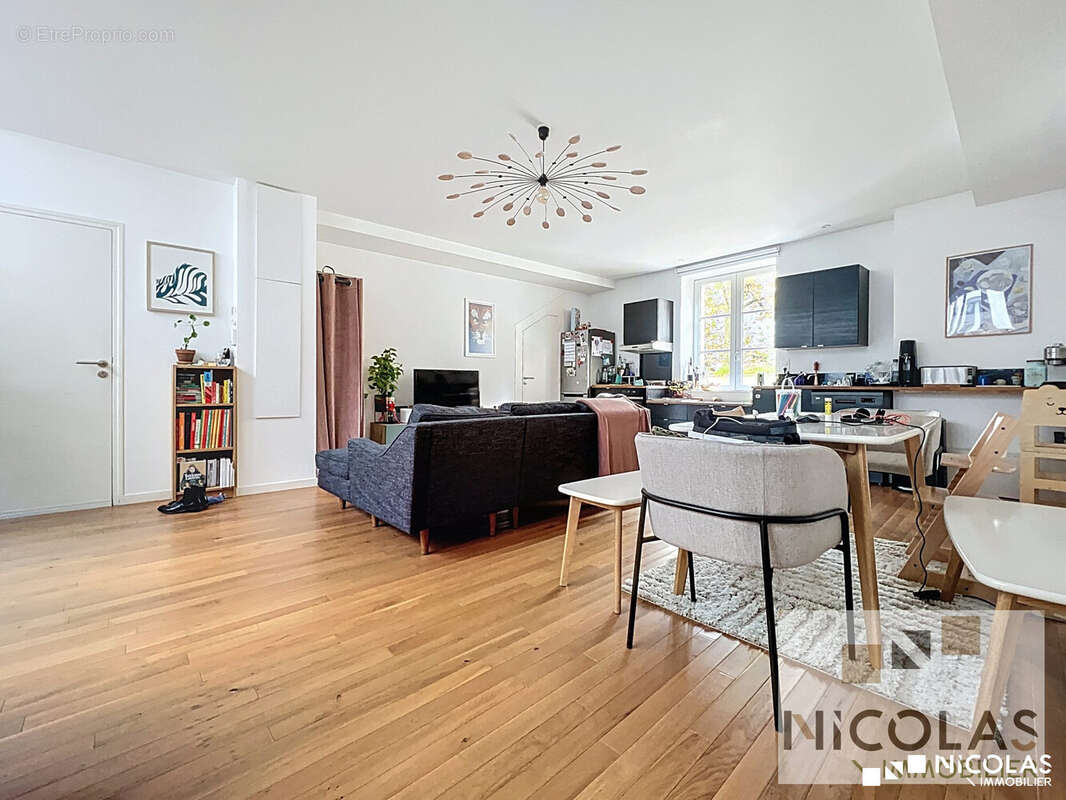 Appartement à BORDEAUX