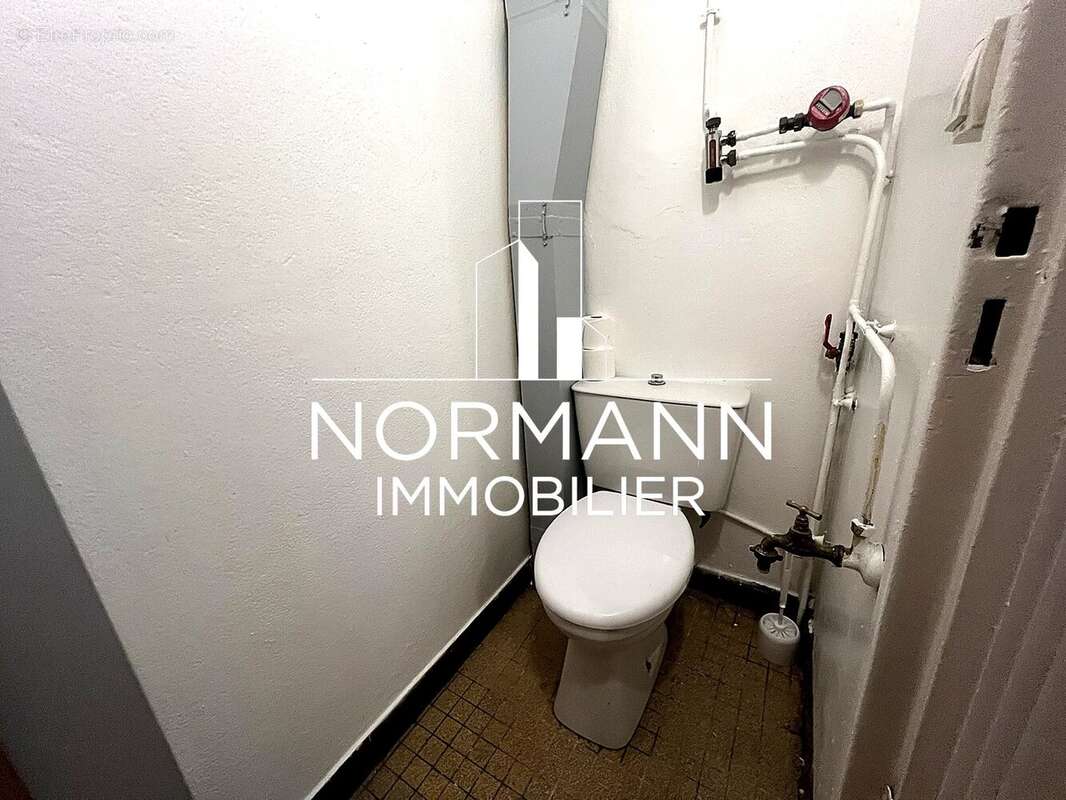 Appartement à LEVALLOIS-PERRET