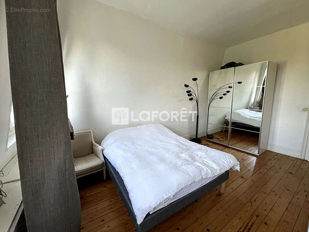 Maison à MEZY-SUR-SEINE