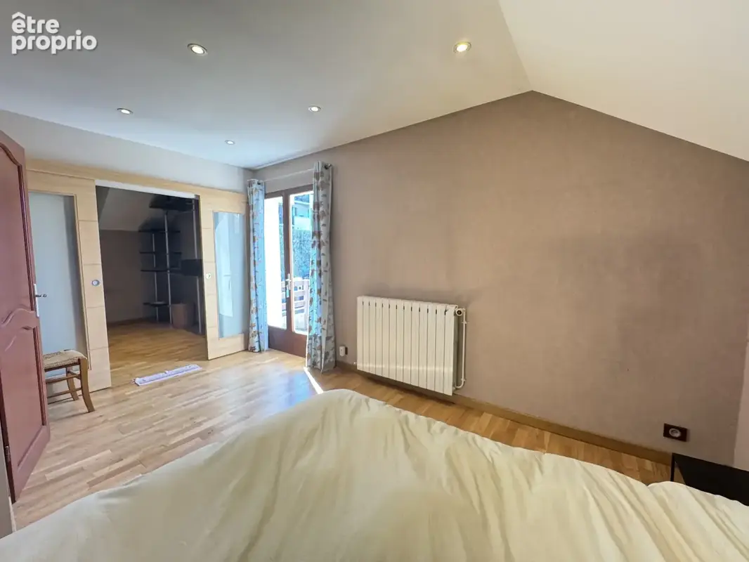 St Maur pavillon 7p 134m2 terrain 271m2 - photo 9