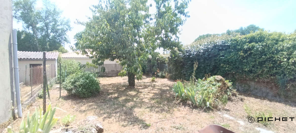 Dirac, Maison 3 chambres avec garage et jardin - photo 11