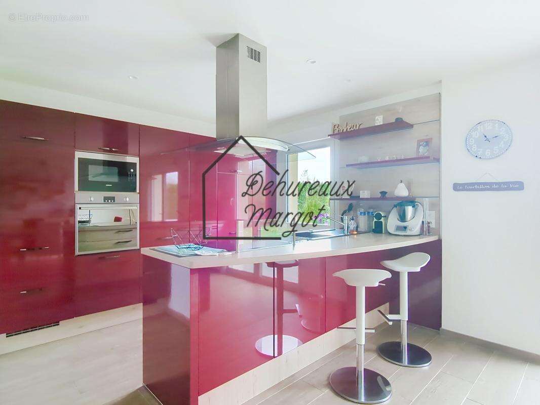 Maison à AZAY-SUR-CHER