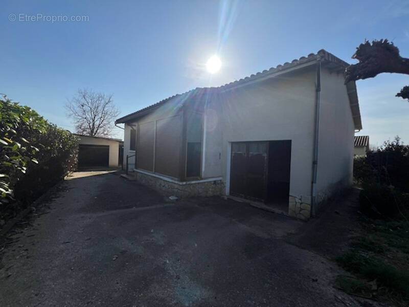 Maison à LAVARDAC