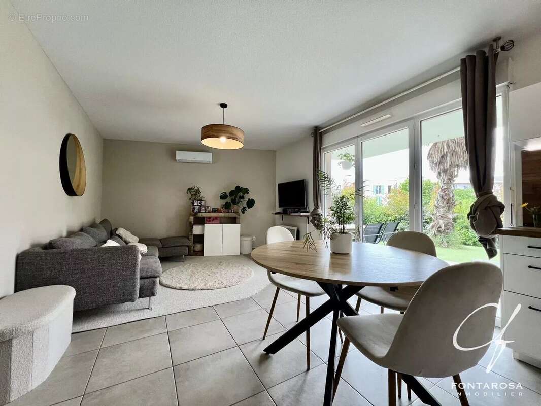 Appartement à FREJUS