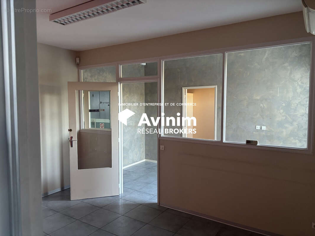 Commerce à CHATILLON-LE-DUC