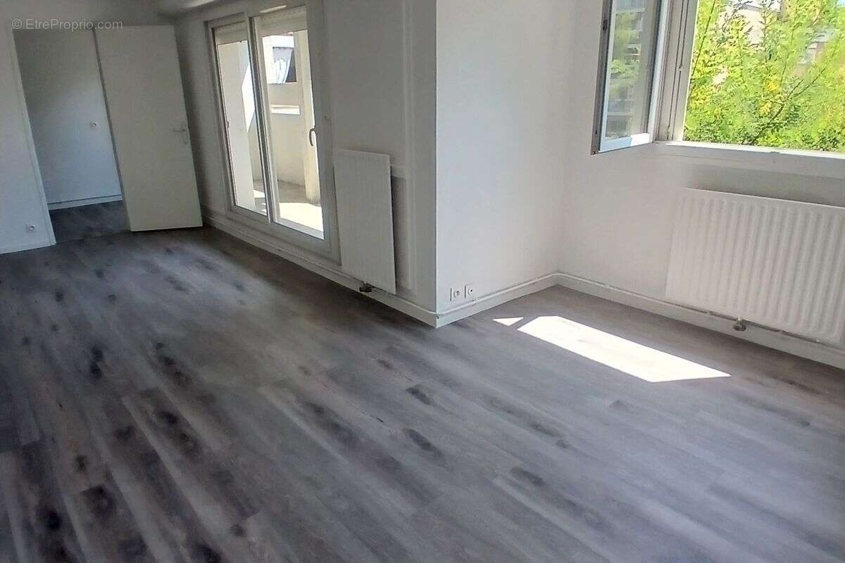 Appartement à MARSEILLE-11E
