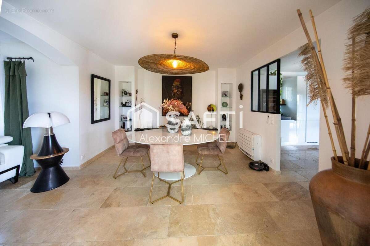 Photo 7 - Maison à LA CADIERE-D'AZUR