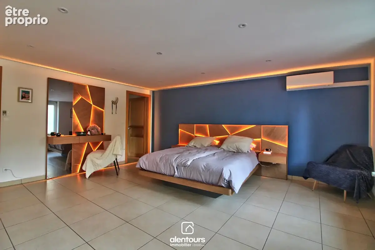 Maison  12 pièce(s) 352 m2 - photo 10
