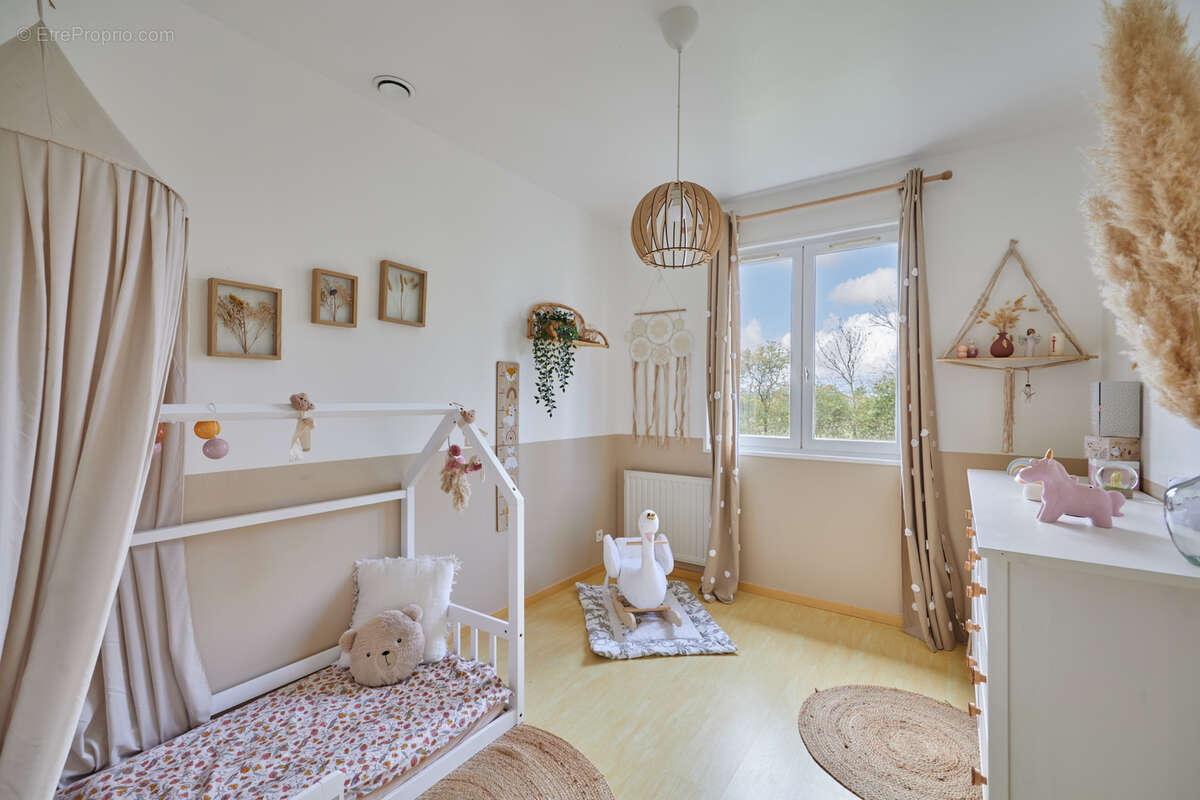 Maison à SAINT-PIERRE-SUR-DIVES